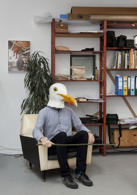 F163
<br/>
Seagull in studio
<br/>
<em>Hietbrink, Roderick</em>